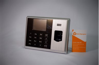 Máy chấm công Ronald Jack UA300