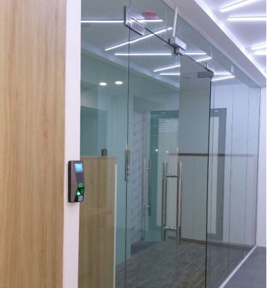 Máy chấm công kiểm soát cửa Ronald Jack F18 